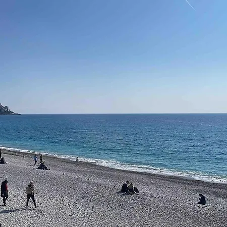Super In The Heart Of Nice! דירה