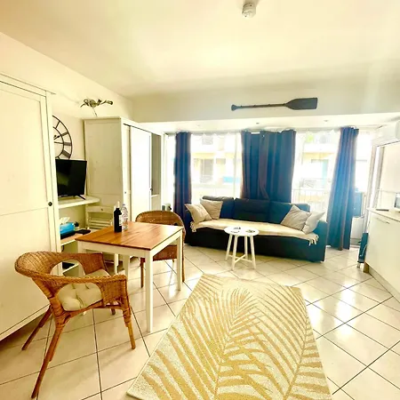 Super In The Heart Of Nice! Апартаменты Ницца