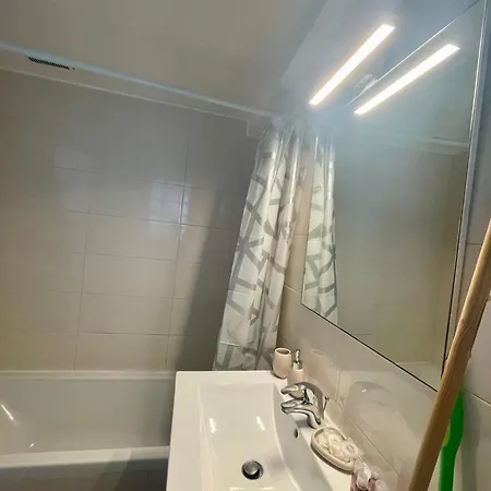 Super In The Heart Of Nice! Апартаменты Ницца