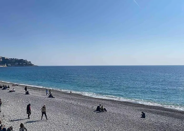 Super In The Heart Of Nice! דירה