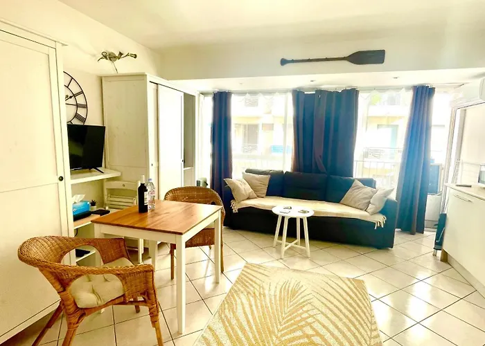 Super In The Heart Of Nice! דירה ניס