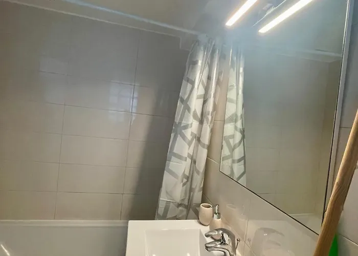 Super In The Heart Of Nice! דירה ניס